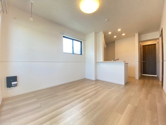 【居間・リビング】 | 鹿黒アパート　C | ※同タイプの写真となります。