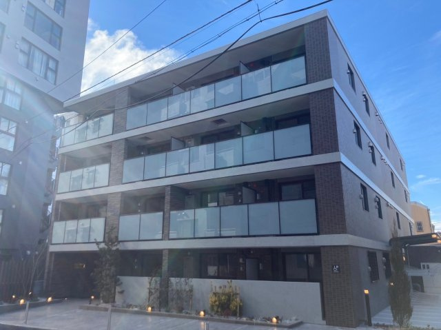 Leaf Village 新宿若松