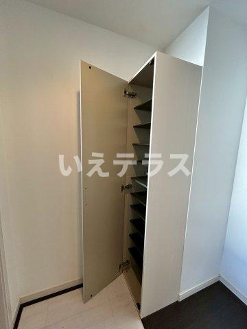 インプレイス長田の収納