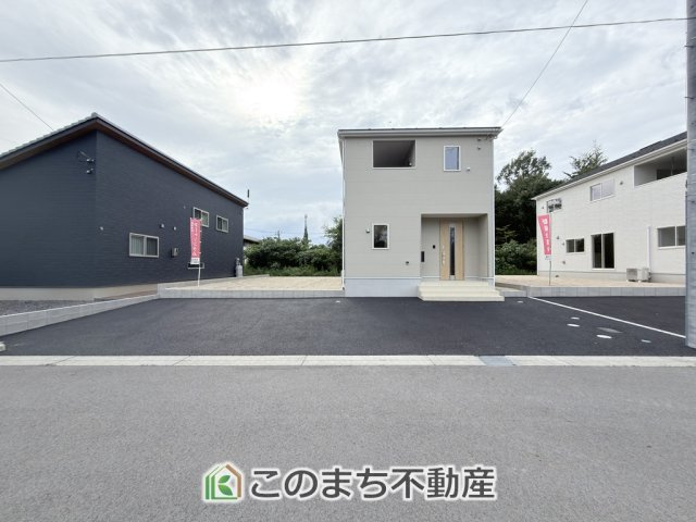 CRADLEGARDEN那須塩原市春日町第2の駐車場|カースペースは並列4台分ございます！