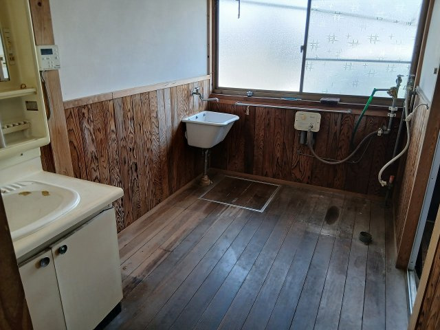 柳川市上町の中古一戸建の洗面所