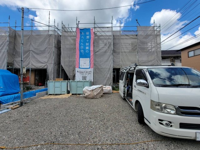 【Cradle garden】宇都宮市若草 第5 全2棟の前面道路含む現地写真|〇只今建築中〇
スーパーやコンビニなど、毎日の生活に欠かせない利便施設を今から現地で確認されることをおススメします。
もちろん弊社営業がご案内する事も可能です！
※2026年8月撮影
