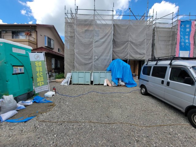 【Cradle garden】宇都宮市若草 第5 全2棟の前面道路含む現地写真|〇只今建築中〇
全2棟それぞれ個性あふれる内装カラー＆間取りをご用意しております♪
今なら生活スタイルや自分好みに合った建物をお選びいただけます☆
※2026年8月撮影