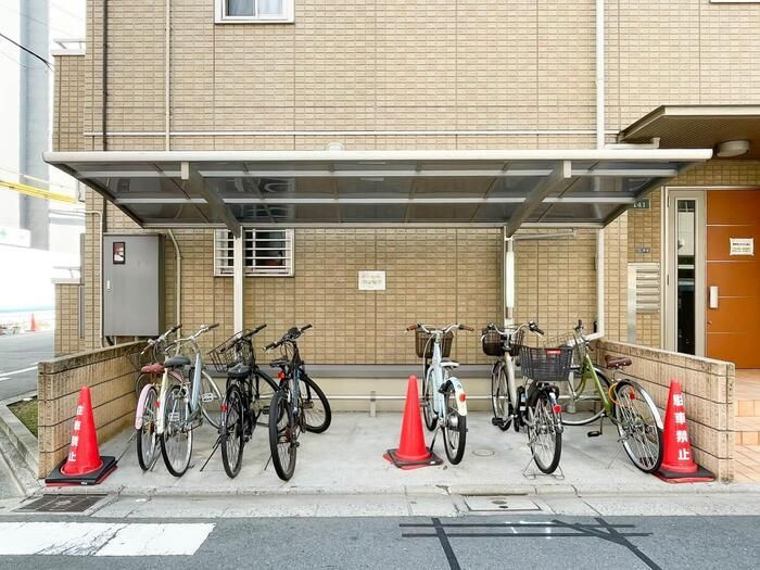 Ｋ＆Ｋ１４１の駐車場|駐輪場