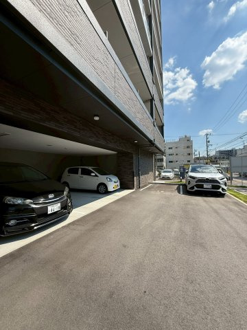 エスリード今池ルミナス　名古屋市賃貸　仲介手数料無料の駐車場