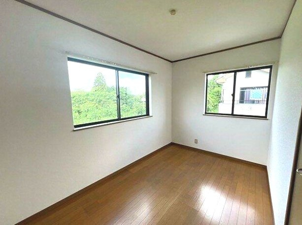 茂原市千町　中古戸建の洋室|平成13年7月築 3LDK 軽自動車2台可 茂原市立東郷小学校徒歩約38分 閑静な分譲地内