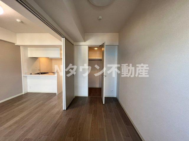 【洋室】 | プレサンス伏見アーバンベース | 使い勝手のいい洋室です