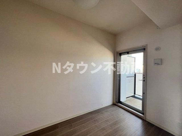 【寝室】 | プレサンス伏見アーバンベース | 広くて明るい寝室