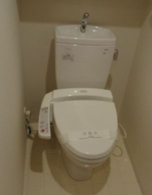 日神デュオステージ亀戸のトイレ|コンパクトで使いやすいトイレです
