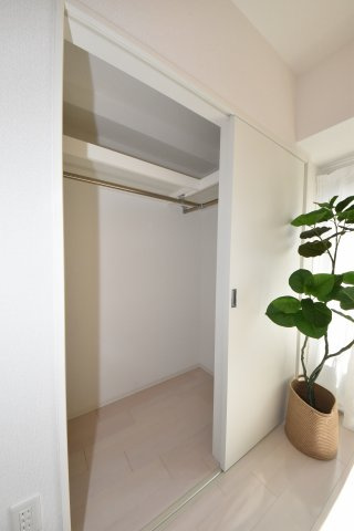 セレニテ本町ルフレの収納