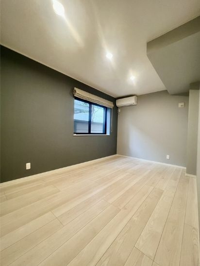 【寝室】日進町戸建