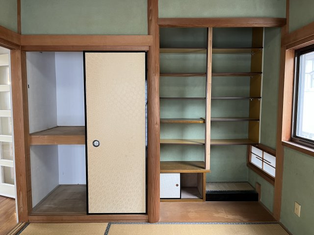 熊取町大宮4丁目　中古戸建の独立洗面台