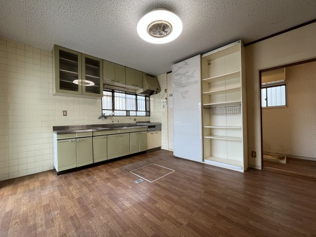 熊取町大宮4丁目　中古戸建の居間・リビング