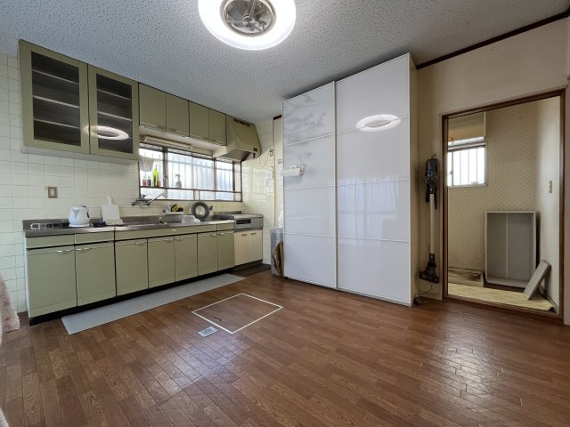 熊取町大宮4丁目　中古戸建のキッチン