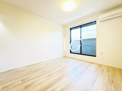 【居間・リビング】 | フェリシアス | 洋室のお部屋です。