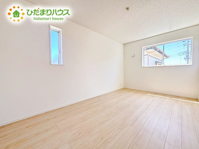【洋室】 | ひたちなか市平磯町第2　新築戸建　2号棟 | 机にベットを置けば子供部屋の完成です！