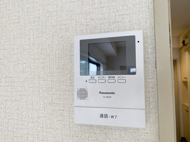 ベルソネットのセキュリティ|ＴＶモニター付インターホン完備☆