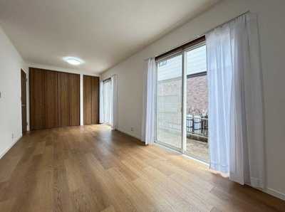 【居間・リビング】 | 藤沢市石川3丁目 中古戸建 全1棟