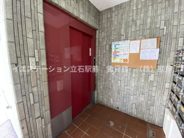 シャトレー堀切のエントランス