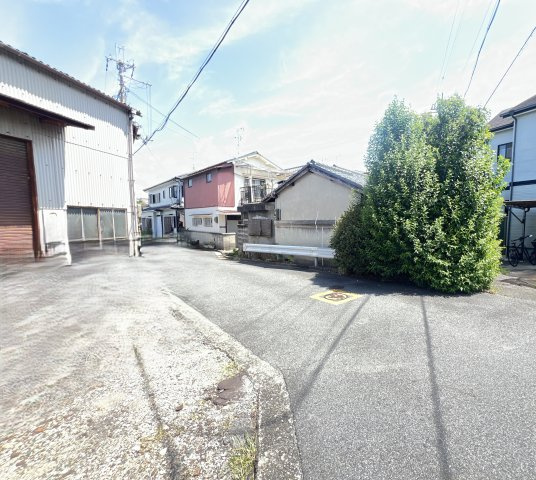 橿原市縄手町住居付き工場の外観