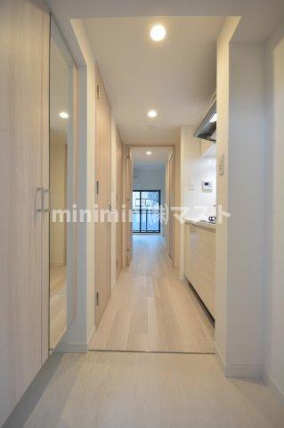 S-RESIDENCE難波大国町Tresの玄関