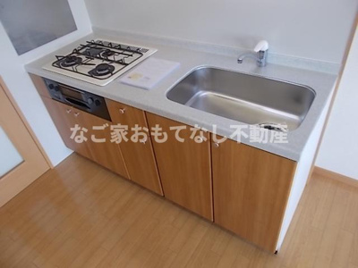 【キッチン】 | ラヴィアン新川 | ※写真は別号室