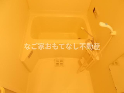 【浴室】 | ラヴィアン新川 | ※写真は別号室