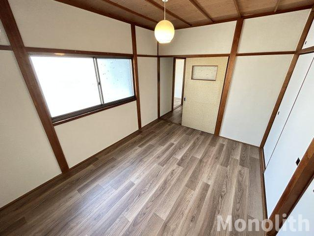 和泉市伏屋貸家の洋室