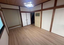 和泉市伏屋貸家の居間・リビング