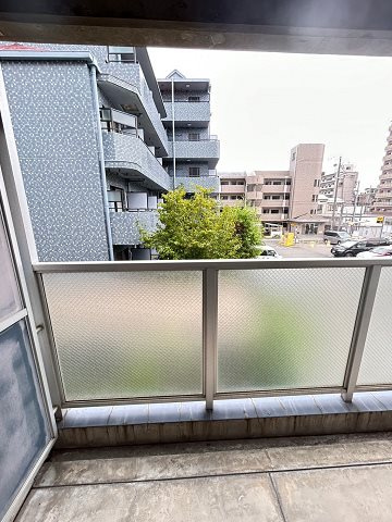 カサクレモナ東館の展望|落ち着いた時間を過ごせるバルコニーです