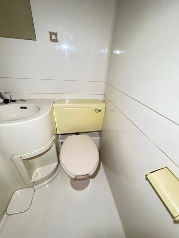 カサクレモナ東館のトイレ|ゆったりとした空間のトイレです