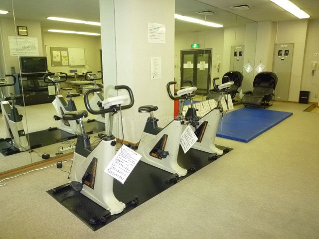 トレーニングルーム（２階）６か月間：3,000円でご利用できます。シャワールーム完備
