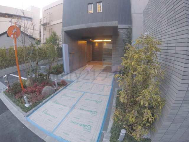 【エントランス】 | エスキュート梅田東