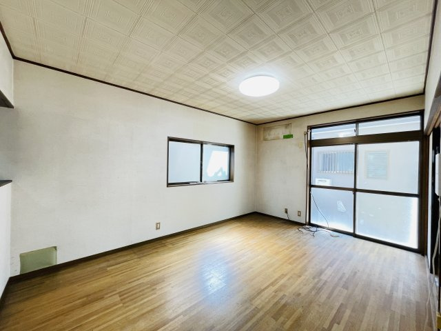 【居間・リビング】 | 久喜市鷲宮6丁目　中古戸建