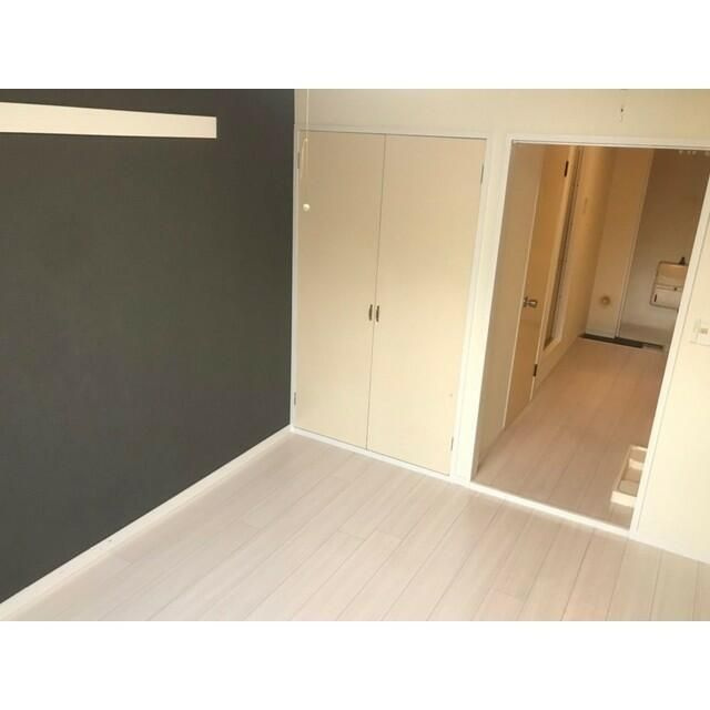 厚木市金田の賃貸マンションの居間・リビング