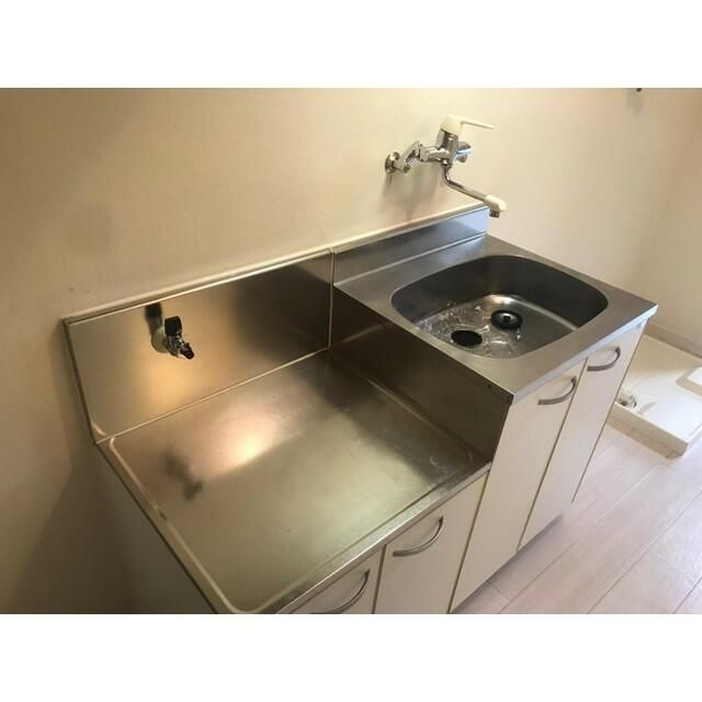 厚木市金田の賃貸マンションのキッチン