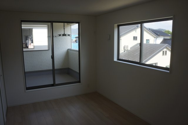 出雲市大津町　新築建売住宅　4棟現場　②号地の洋室