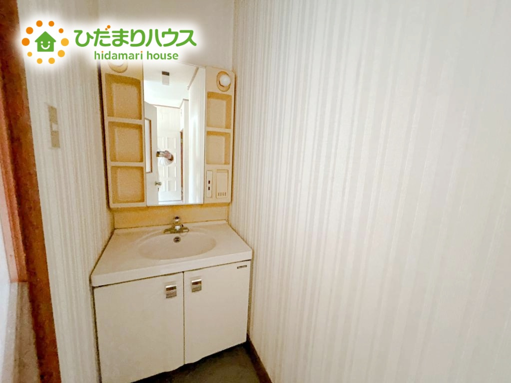 いわき市常磐下船尾町居作　中古戸建の独立洗面台
