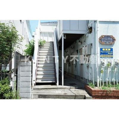 【エントランス】 | ドリームハウス | 清潔なエントランスです
