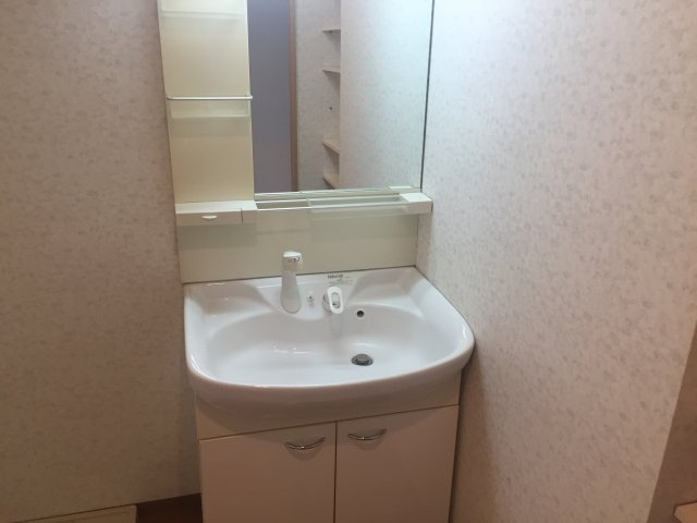 ラウンドタワーオペリアの洗面所