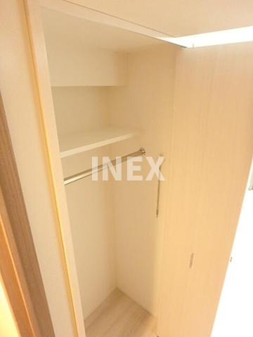 横浜市港北区新横浜１丁目の賃貸マンションの収納