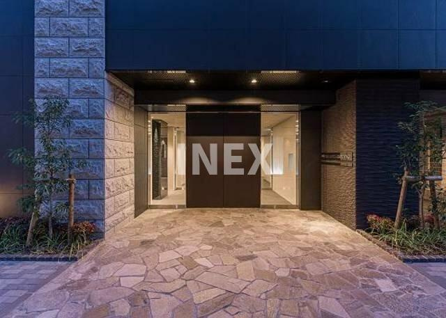 横浜市港北区新横浜１丁目の賃貸マンションのエントランス