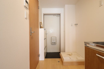 【玄関】 | ルミエール鶴見緑地