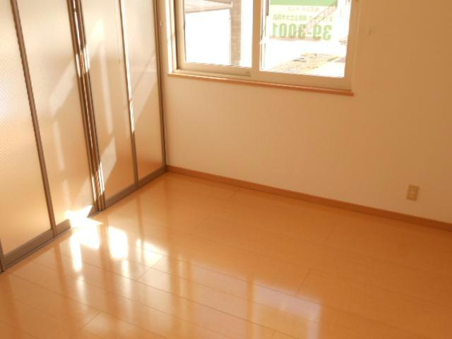 メゾンボヌールＢ館の洋室