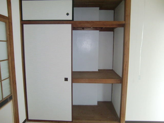 六甲台マンションの収納