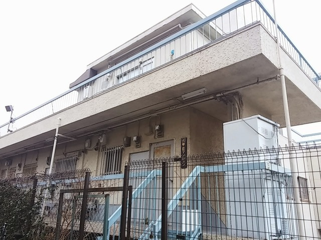 六甲台マンションのエントランス