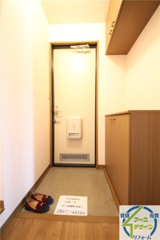 ドミール北開地の玄関|※類似写真