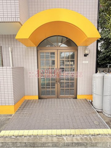 井ノ口ビルのエントランス|清潔なエントランスです