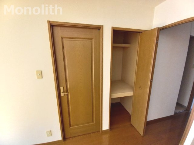 カンターレ鶯谷Ⅱ番館の収納