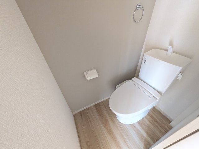 ひたちなか市市毛　4期　新築戸建て　3号棟のトイレ|高い節水性能で、水道代を大幅にカット。環境とお財布に優しく、家計をしっかりサポートします。
もちろん温水洗浄便座付きです♪
